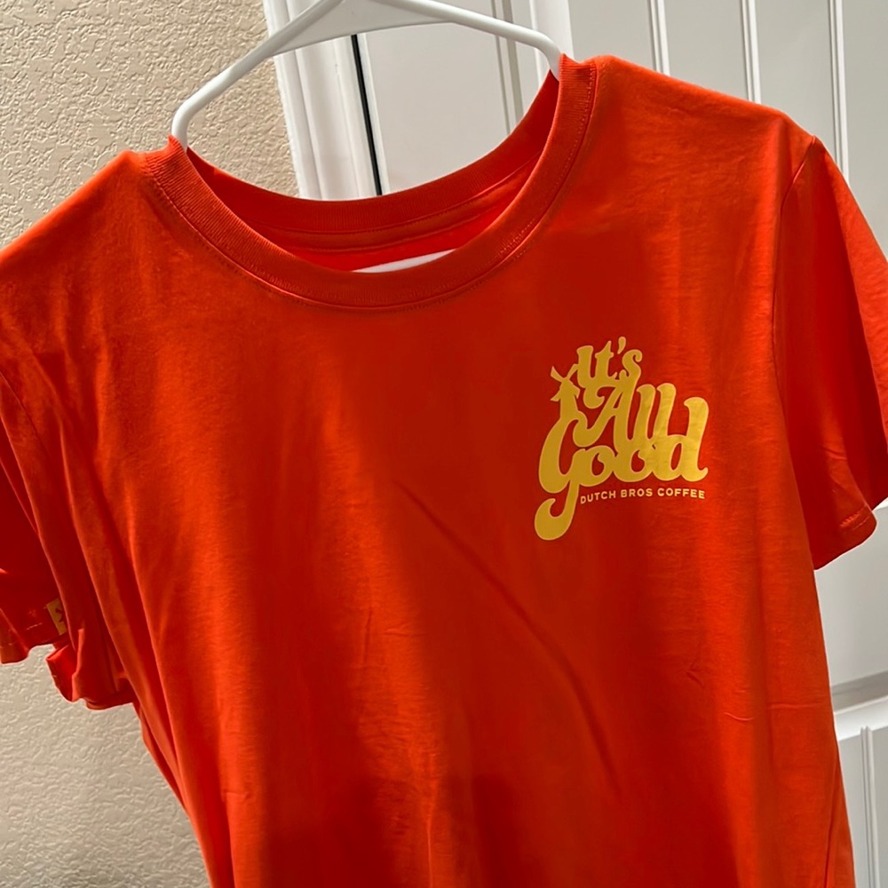 Dutch bros shirt never worn